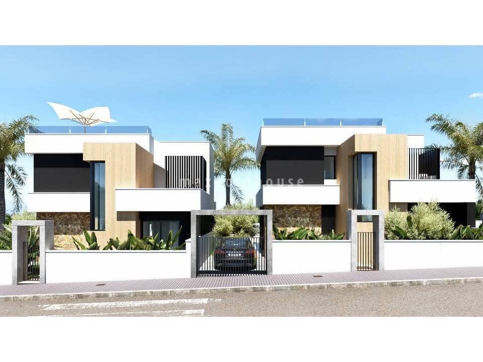 3 bedroom Villa for sale in Ciudad Quesada with pool - € 588,000 (Ref: 9784047)