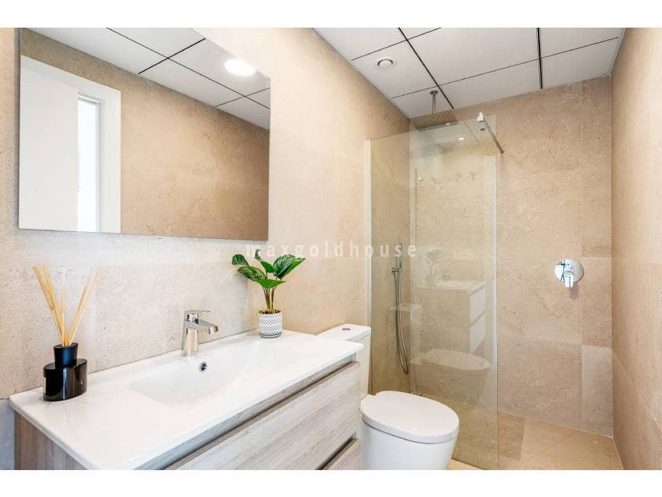 3 chambre Villa/Maison à vendre à Los Alcazares avec piscine - 399 900 € (Ref: 9784051)