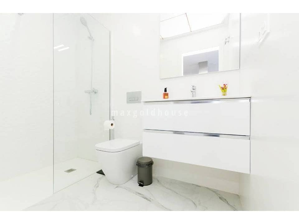 3 sovrum Villa till salu i La Torreta med pool - 424 000 € (Ref: 9787964)