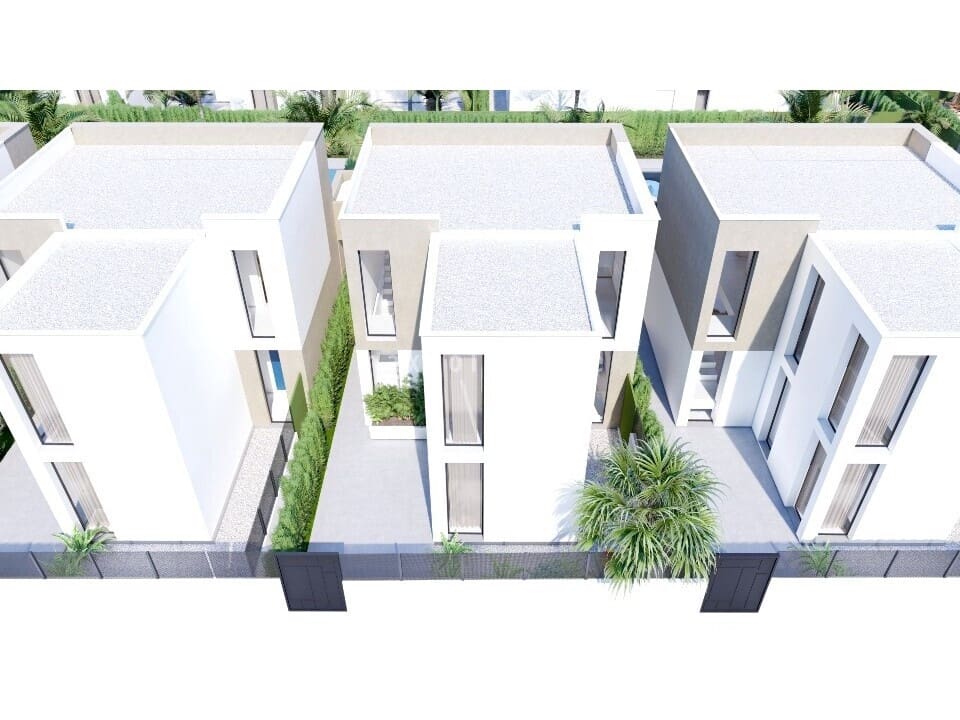 3 quarto Moradia para venda em Los Urrutias com piscina - 384 000 € (Ref: 9789978)