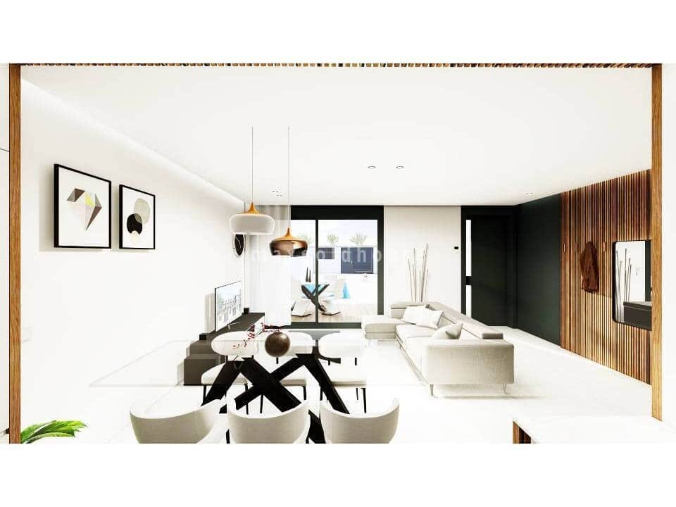 Chalet de 3 habitaciones en Pilar de la Horadada en venta con piscina - 385.000 € (Ref: 9800948)