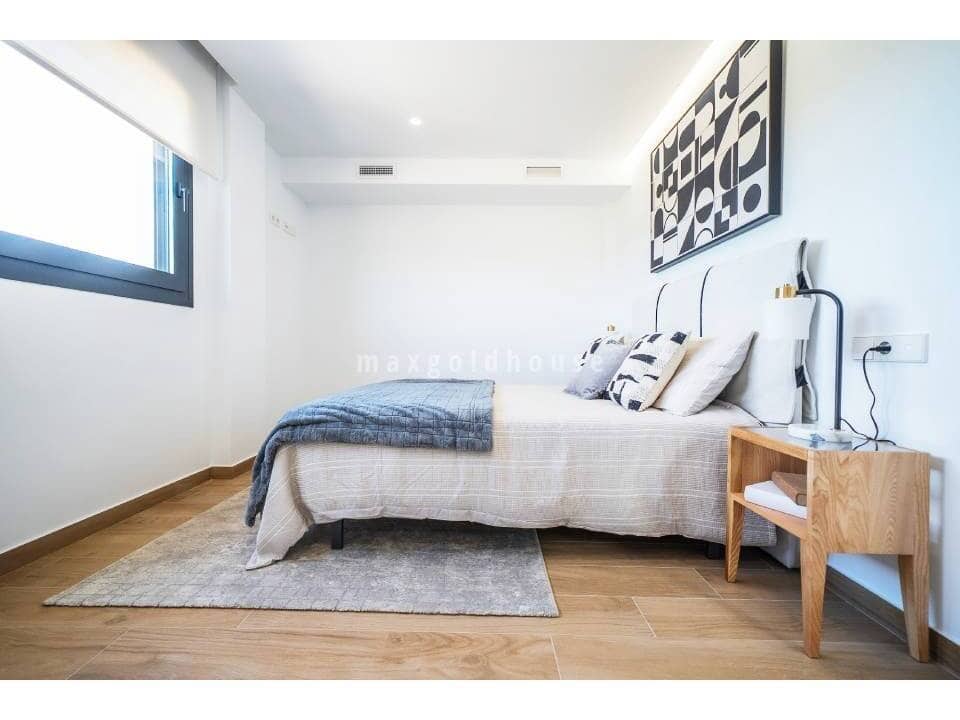 3 quarto Moradia para venda em Algorfa com piscina - 473 000 € (Ref: 9800949)