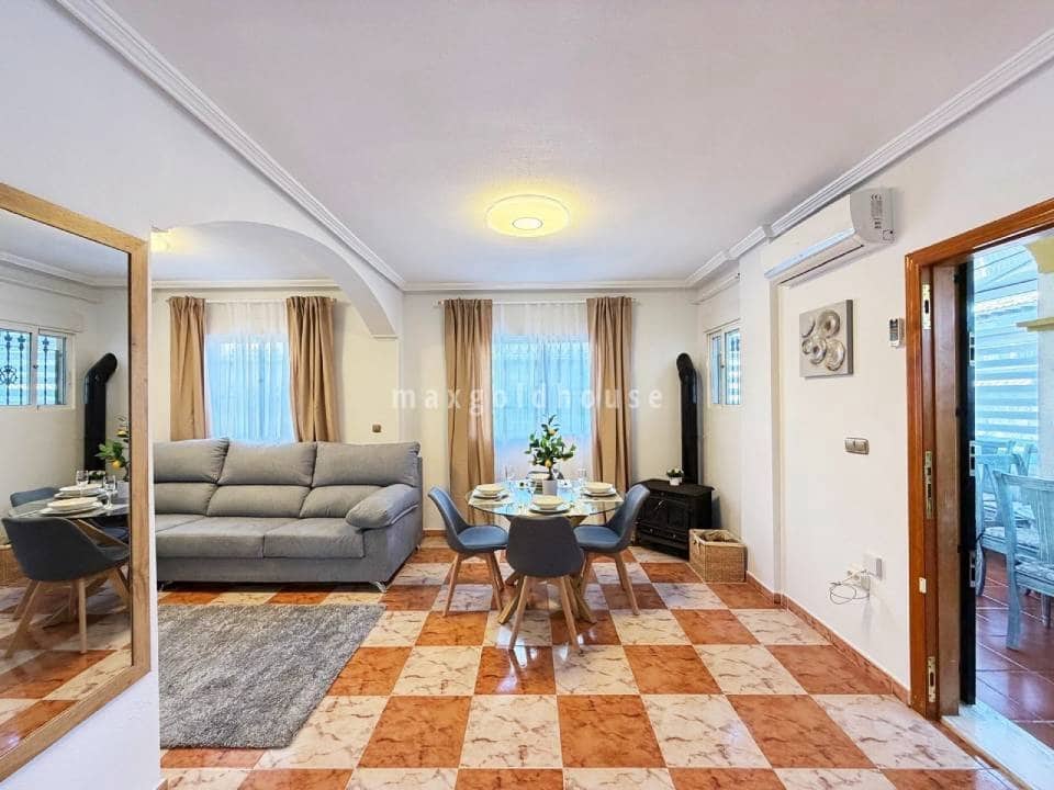 2 Zimmer Doppelhaus zu verkaufen in Villamartin mit Pool - 219.900 € (Ref: 9805855)