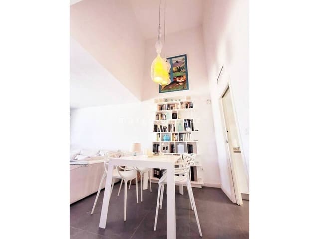 Casa de 3 habitaciones en Torre de la Horadada, Pilar de la Horadada en venta - 658.000 € (Ref: 9808581)