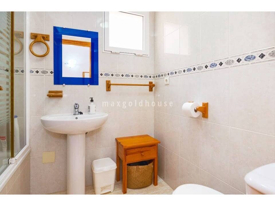 2 soverom Leilighet til salgs i Torrevieja med svømmebasseng - € 145 900 (Ref: 9814020)