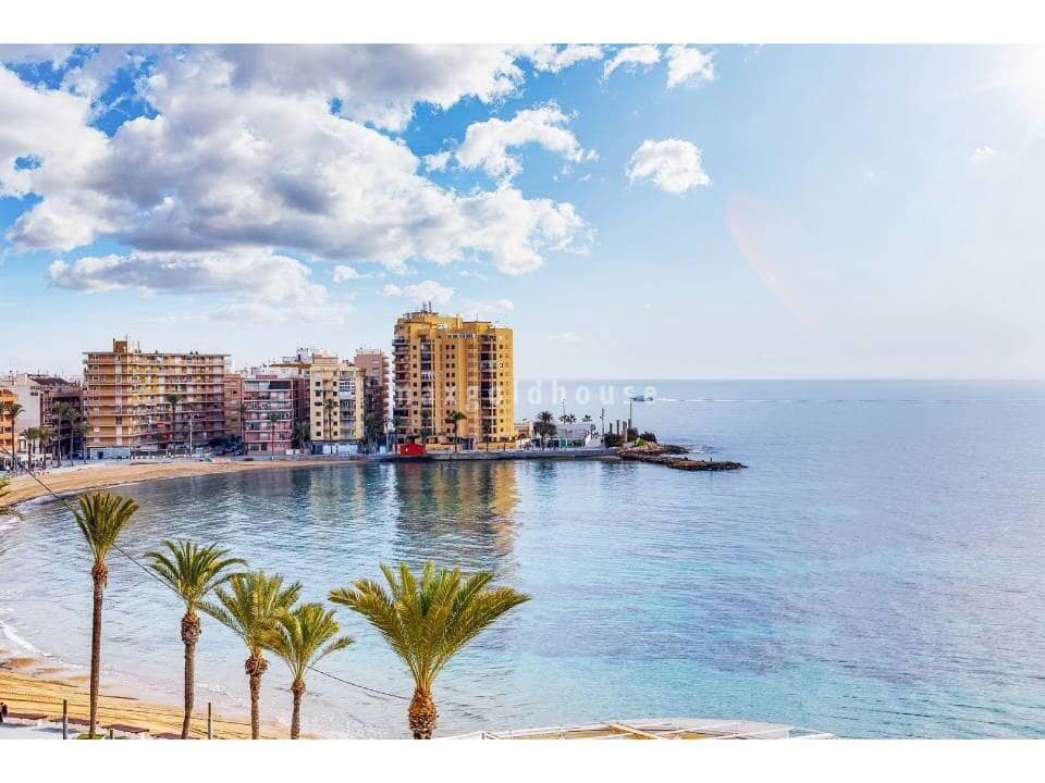 2 soverom Leilighet til salgs i Torrevieja med svømmebasseng - € 145 900 (Ref: 9814020)