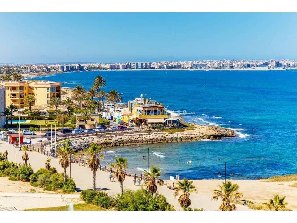 3 soveværelse Lejlighed til salg i Orihuela Costa med swimmingpool - € 239.900 (Ref: 9814021)