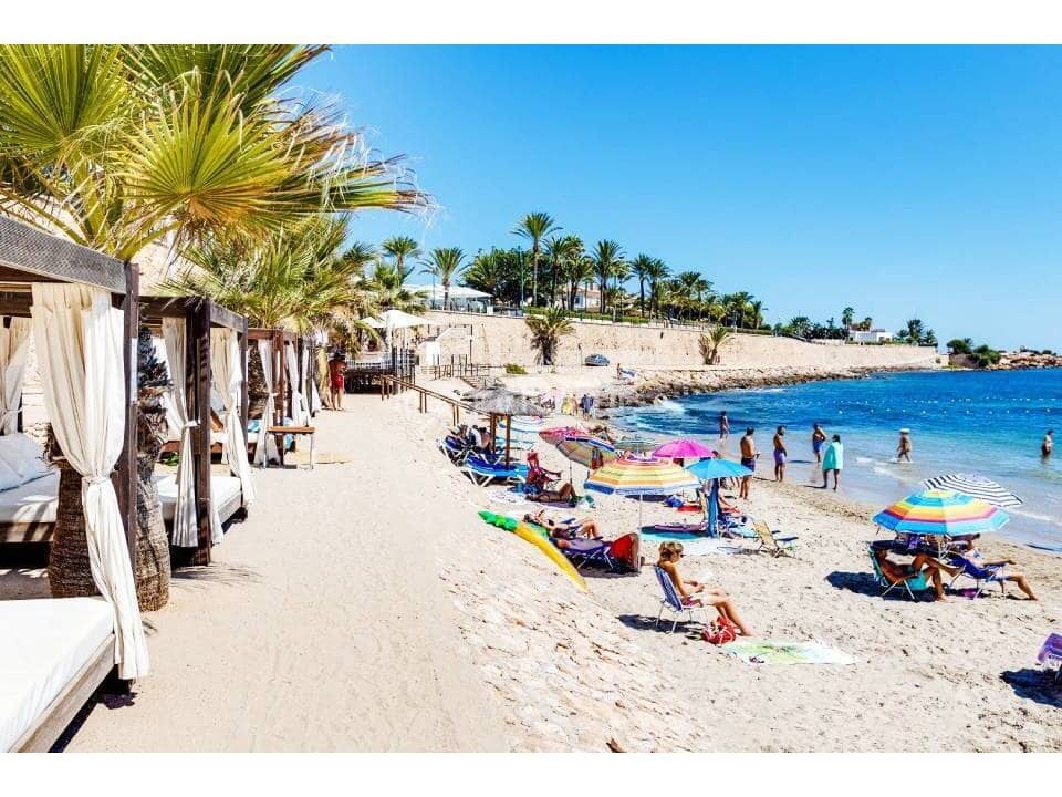 3 soveværelse Lejlighed til salg i Orihuela Costa med swimmingpool - € 239.900 (Ref: 9814021)
