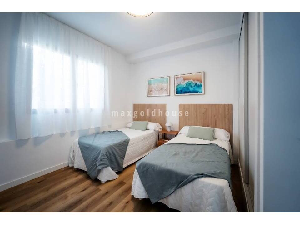 2 bedroom Apartment for sale in Cuevas del Almanzora with pool - € 125,900 (Ref: 9826924)