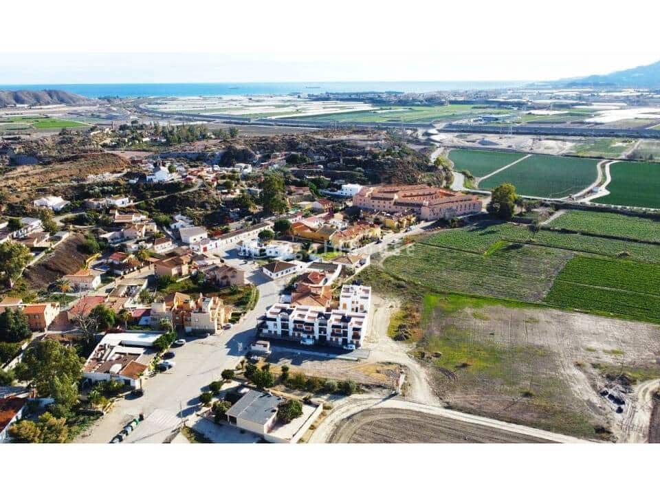 2 bedroom Apartment for sale in Cuevas del Almanzora with pool - € 125,900 (Ref: 9826924)