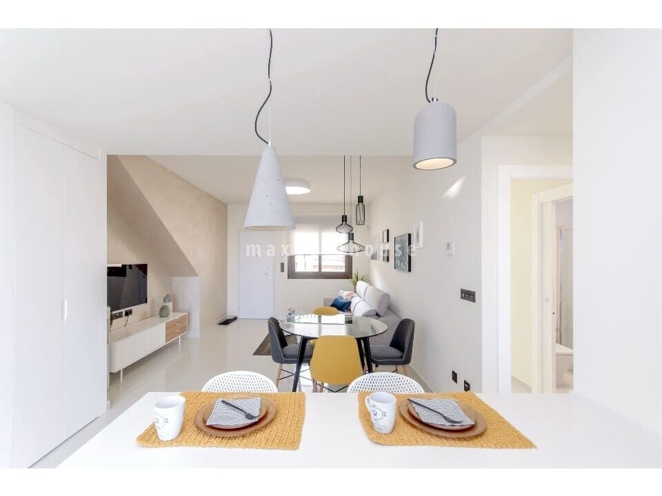 2 bedroom Apartment for sale in Los Balcones with pool - € 285,000 (Ref: 9830453)