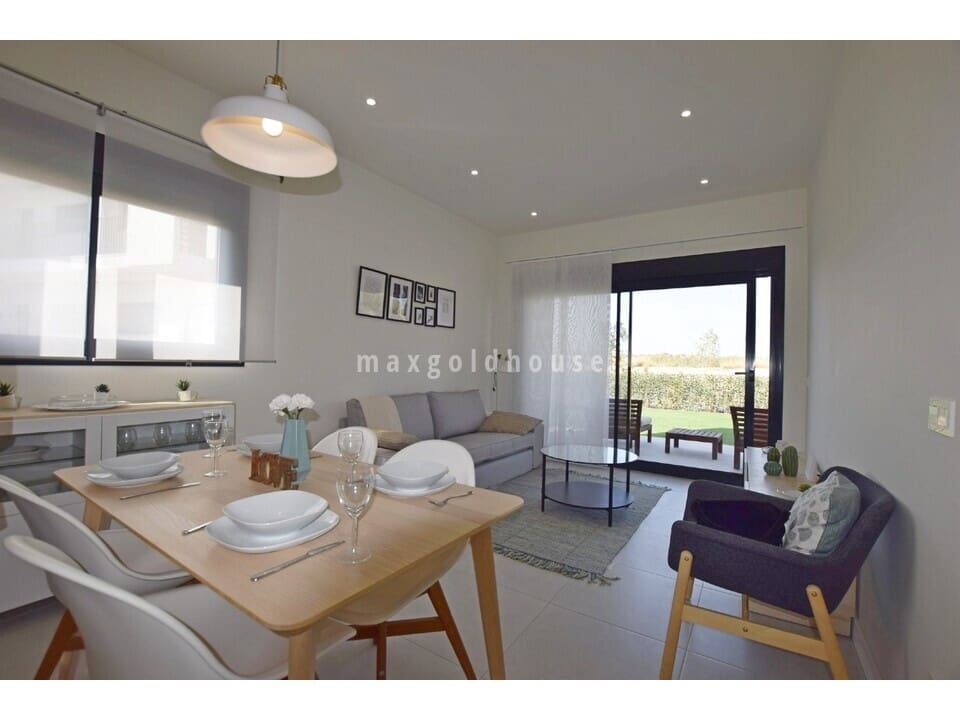 2 bedroom Apartment for sale in Condado de Alhama with pool - € 225,000 (Ref: 9848470)