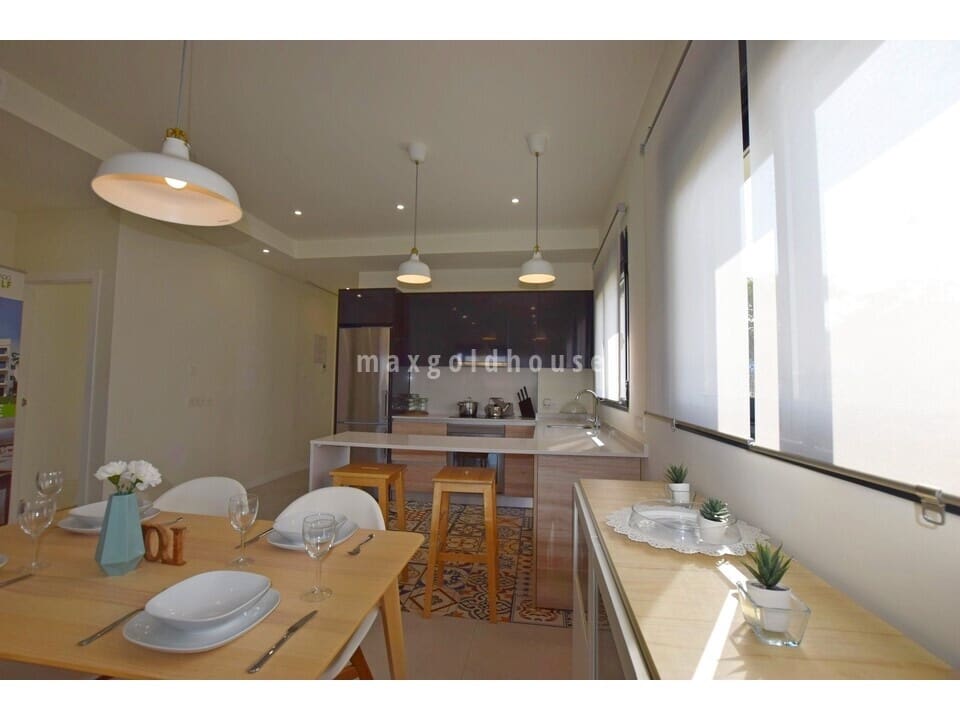 2 bedroom Apartment for sale in Condado de Alhama with pool - € 225,000 (Ref: 9848470)