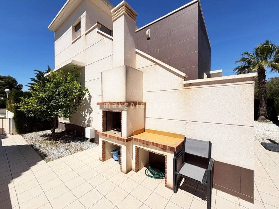 4 camera da letto Villa in vendita in Dona Pepa con piscina - 420.000 € (Rif: 9850521)
