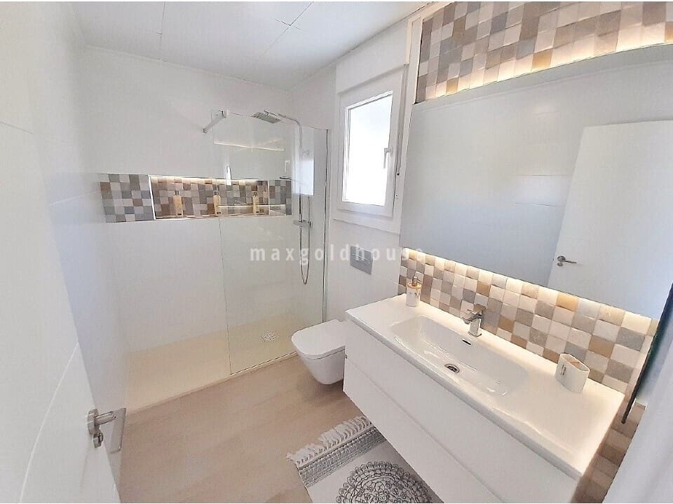 3 Zimmer Haus zu verkaufen in Avileses mit Pool - 289.000 € (Ref: 9850760)