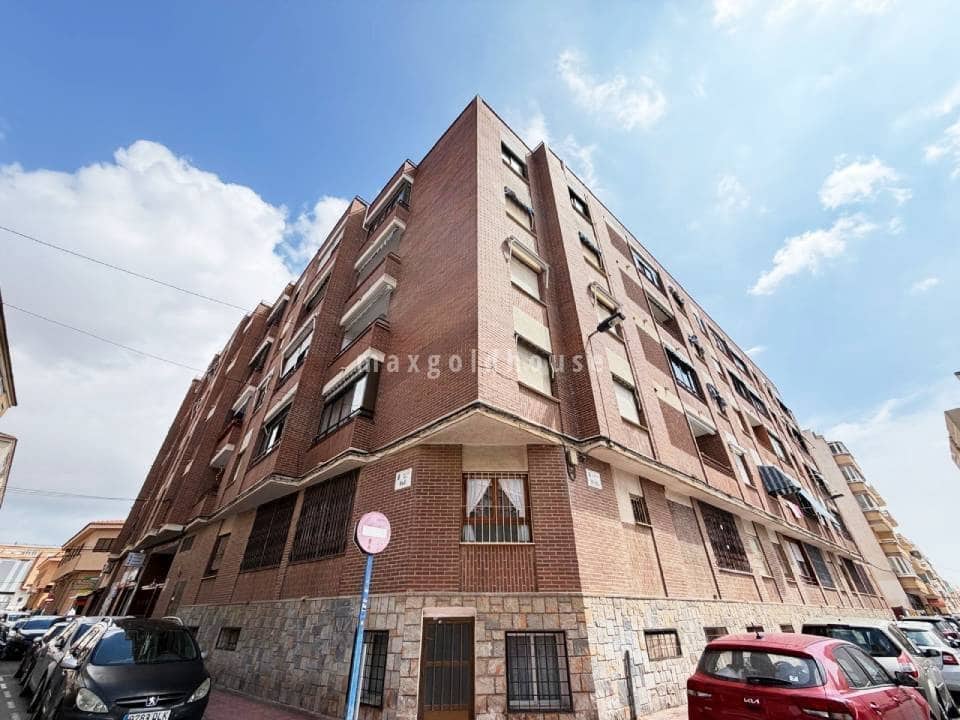 2 soveværelse Lejlighed til salg i Torrevieja - € 179.900 (Ref: 9873872)