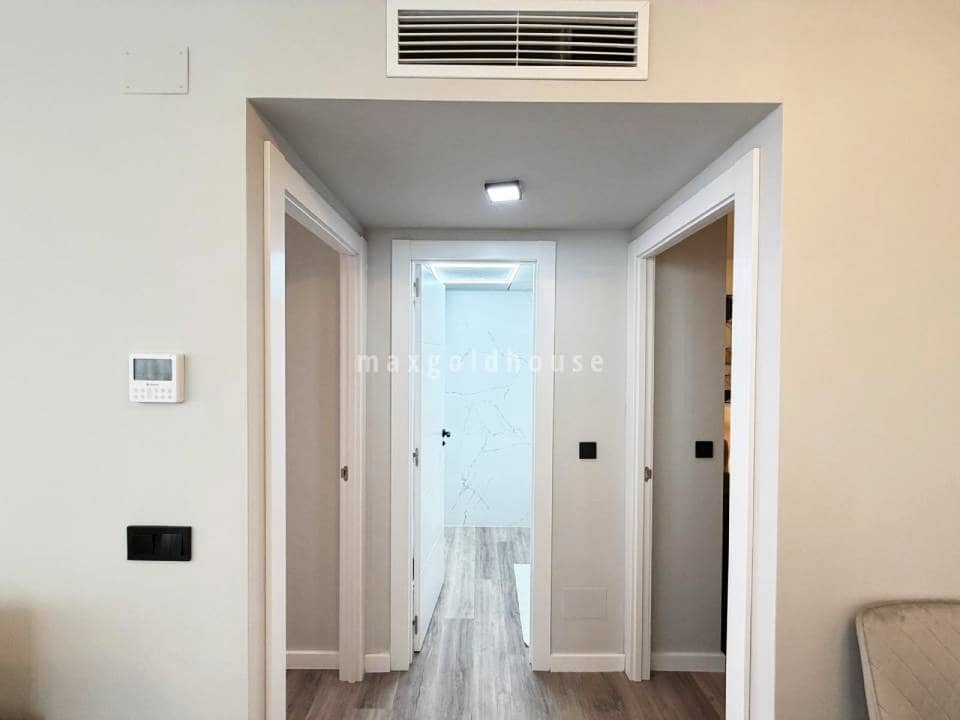 2 soveværelse Lejlighed til salg i Torrevieja - € 179.900 (Ref: 9873872)