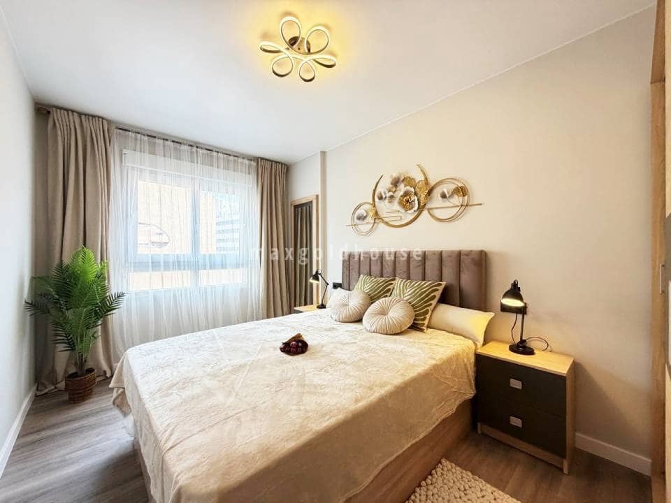 2 soveværelse Lejlighed til salg i Torrevieja - € 179.900 (Ref: 9873872)