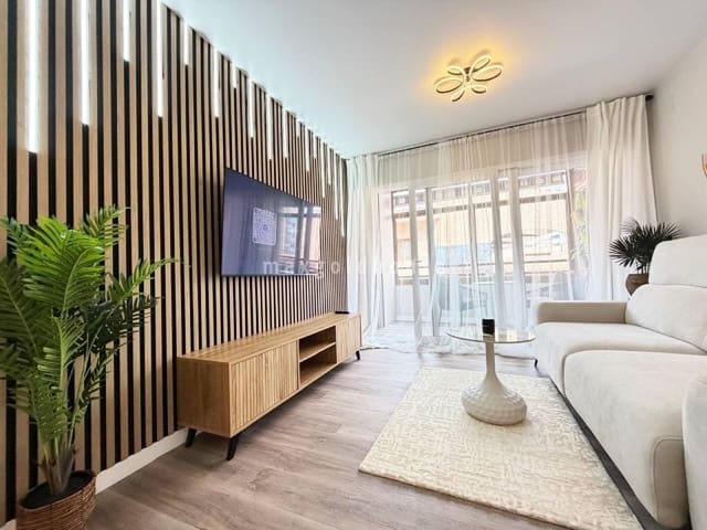 2 soveværelse Lejlighed til salg i Torrevieja - € 179.900 (Ref: 9873872)