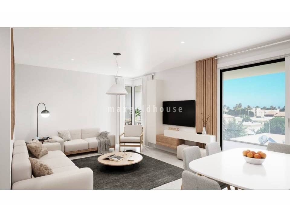 3 bedroom Apartment for sale in Los Alcazares with pool - € 359,900 (Ref: 9875332)