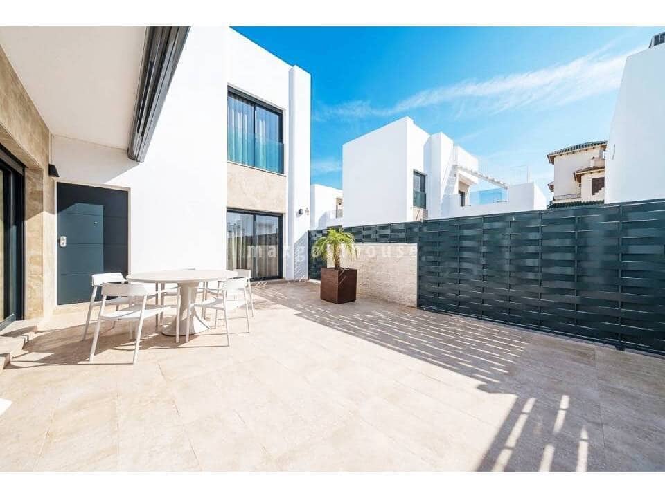 3 soveværelse Villa til salg i Ciudad Quesada med swimmingpool - € 499.000 (Ref: 9877694)
