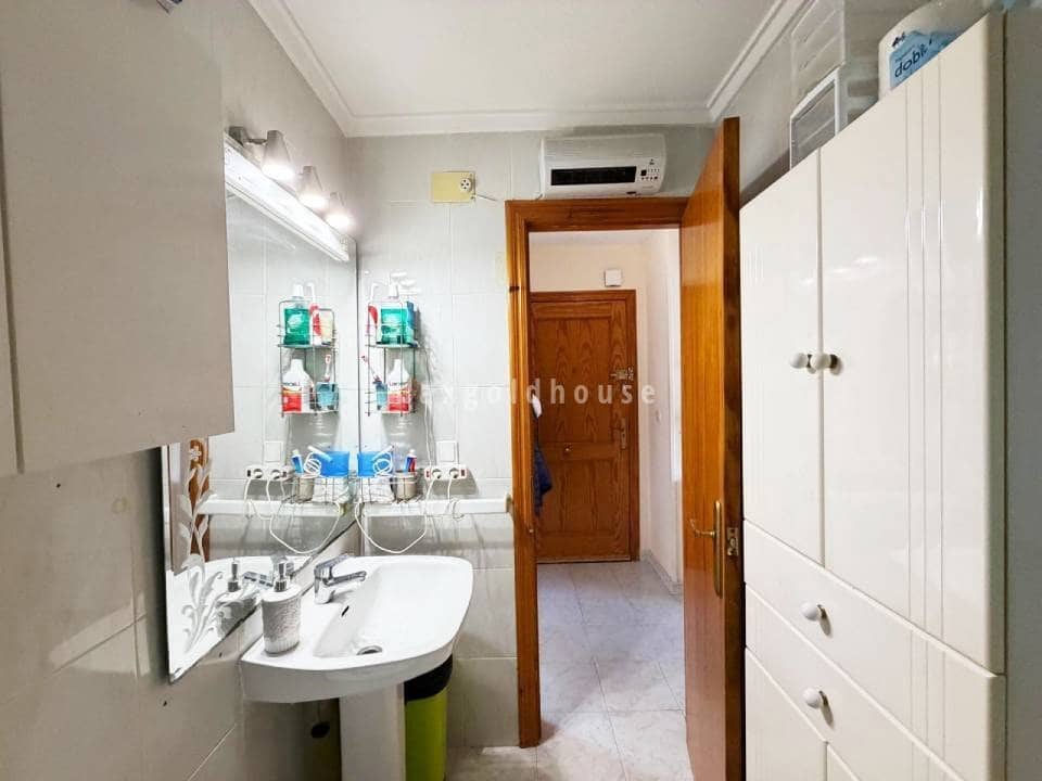 1 soverom Leilighet til salgs i Torrevieja - € 126 000 (Ref: 9895619)