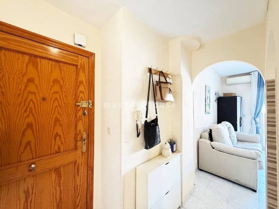 1 soverom Leilighet til salgs i Torrevieja - € 126 000 (Ref: 9895619)