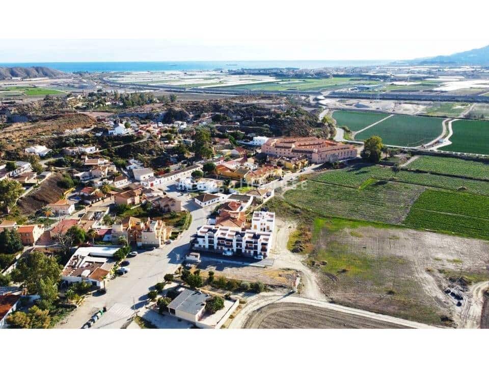 2 bedroom Apartment for sale in Cuevas del Almanzora with pool - € 125,900 (Ref: 9956759)