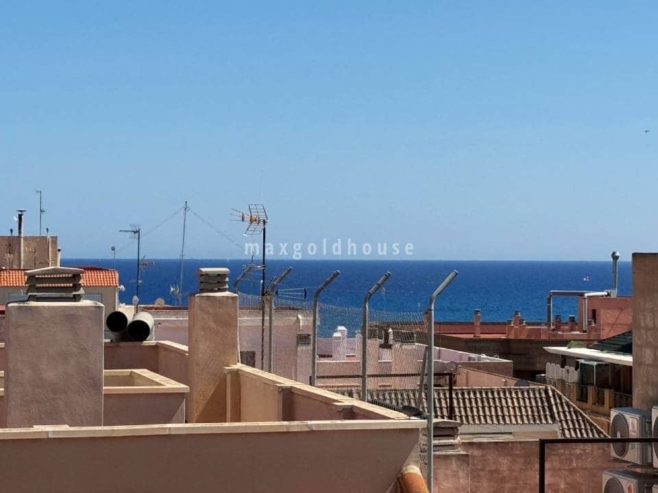 2 soveværelse Lejlighed til salg i Torrevieja med swimmingpool - € 390.000 (Ref: 9976638)