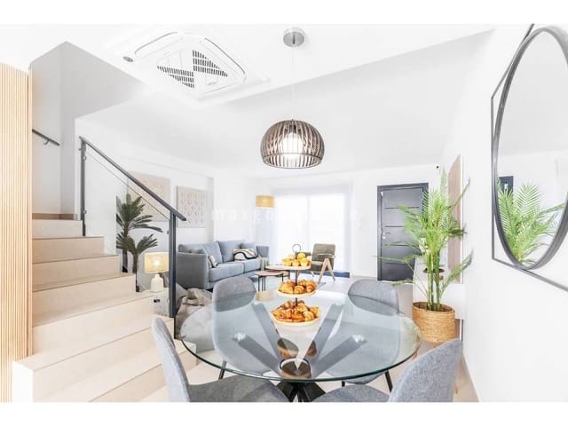 Casa de 4 habitaciones en Rafal en venta con piscina - 269.000 € (Ref: 9980091)