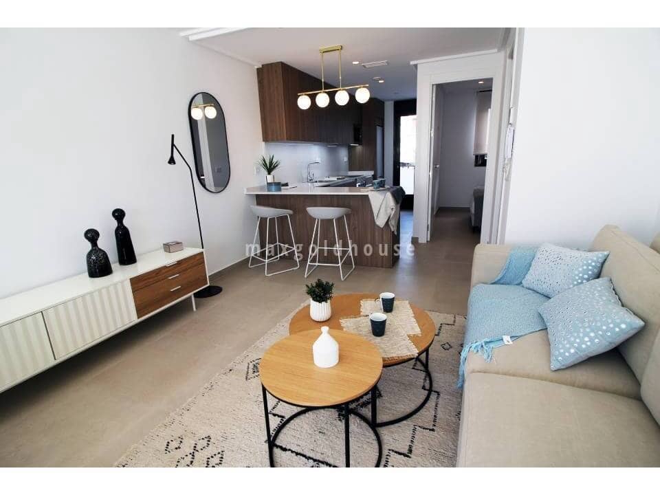 4 slaapkamer Huis te koop in Pilar de la Horadada met zwembad - € 369.900 (Ref: 9981685)