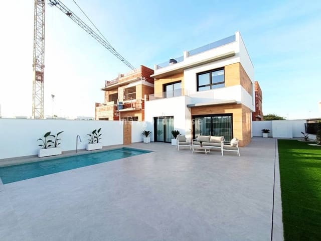 3 soveværelse Villa til salg i Benijófar med swimmingpool - € 449.000 (Ref: 9981689)