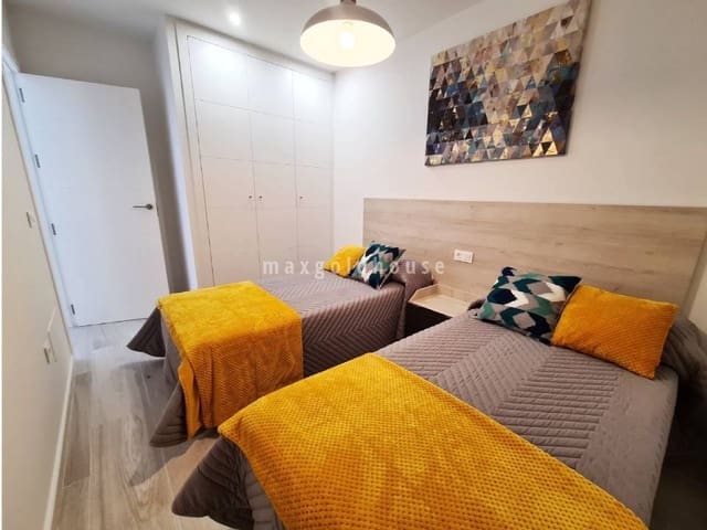 3 soveværelse Byhus til salg i Avileses, Murcia by med swimmingpool - € 279.900 (Ref: 9981692)