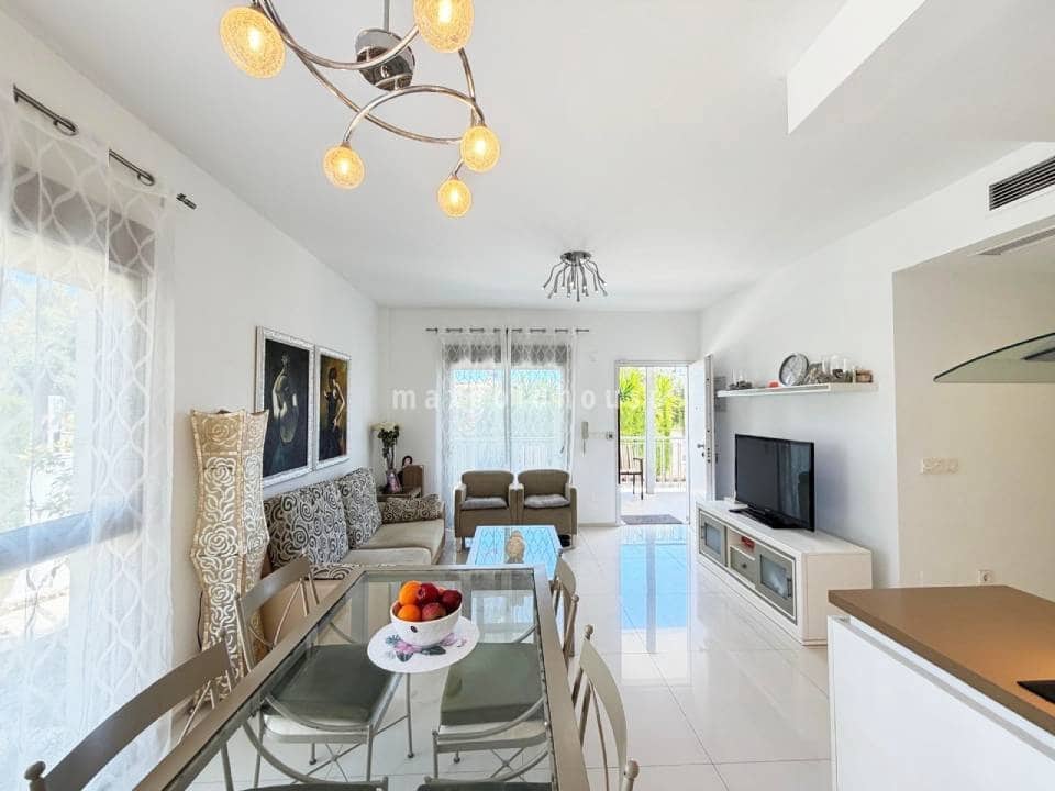 4 quarto Moradia para venda em Dona Pepa com piscina - 420 000 € (Ref: 9984118)