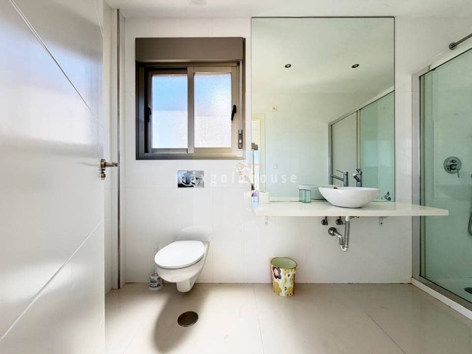 4 quarto Moradia para venda em Dona Pepa com piscina - 420 000 € (Ref: 9984118)