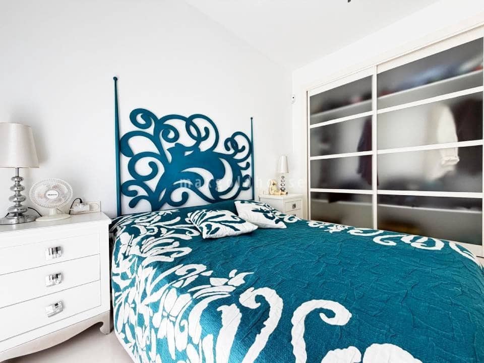 4 quarto Moradia para venda em Dona Pepa com piscina - 420 000 € (Ref: 9984118)