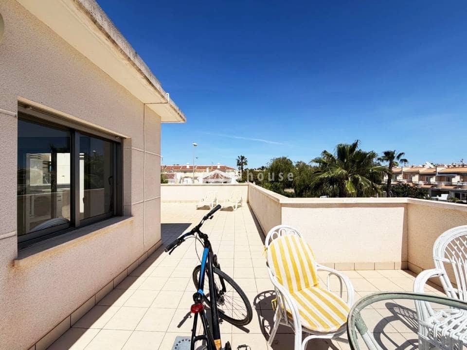4 quarto Moradia para venda em Dona Pepa com piscina - 420 000 € (Ref: 9984118)