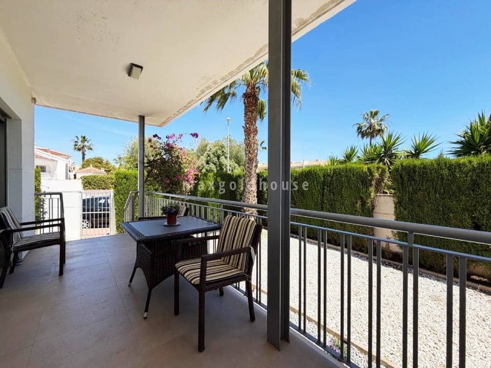 4 quarto Moradia para venda em Dona Pepa com piscina - 420 000 € (Ref: 9984118)