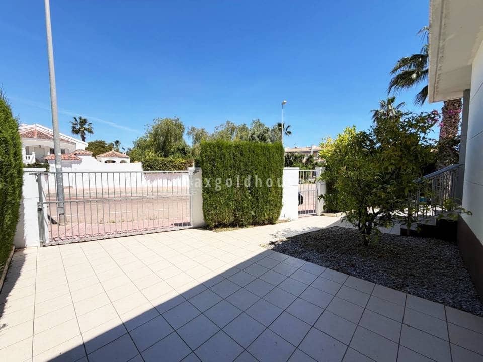 4 quarto Moradia para venda em Dona Pepa com piscina - 420 000 € (Ref: 9984118)