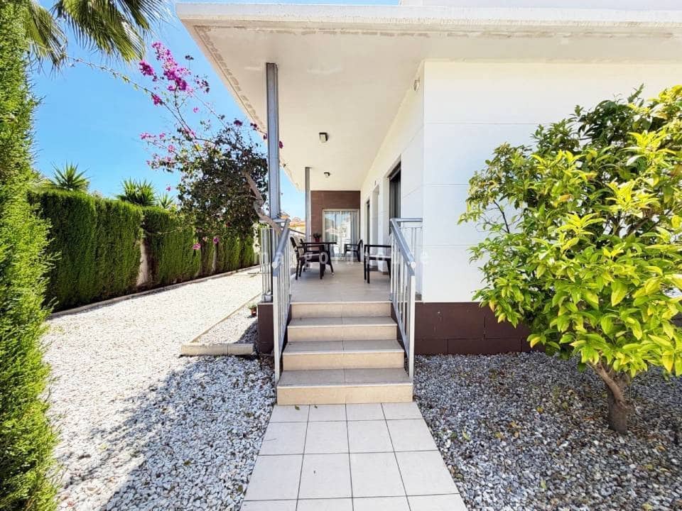 4 quarto Moradia para venda em Dona Pepa com piscina - 420 000 € (Ref: 9984118)