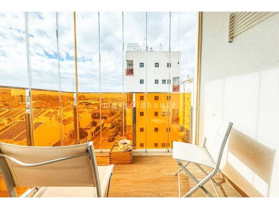 2 soverom Leilighet til salgs i Torrevieja med svømmebasseng - € 209 000 (Ref: 9984120)