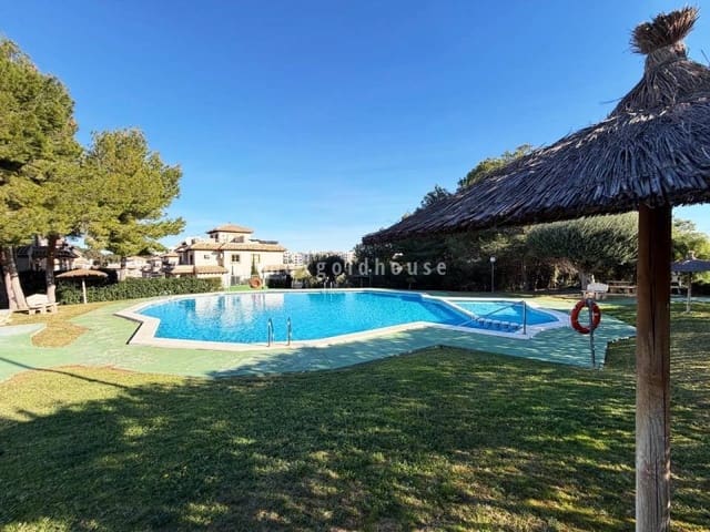 2 makuuhuone Paritalo myytävänä paikassa Villamartin, Orihuela mukana uima-altaan - 219 900 € (Ref: 9984127)