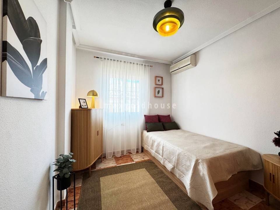 2 sovrum Hus till salu i Orihuela Costa med pool - 219 900 € (Ref: 9984128)