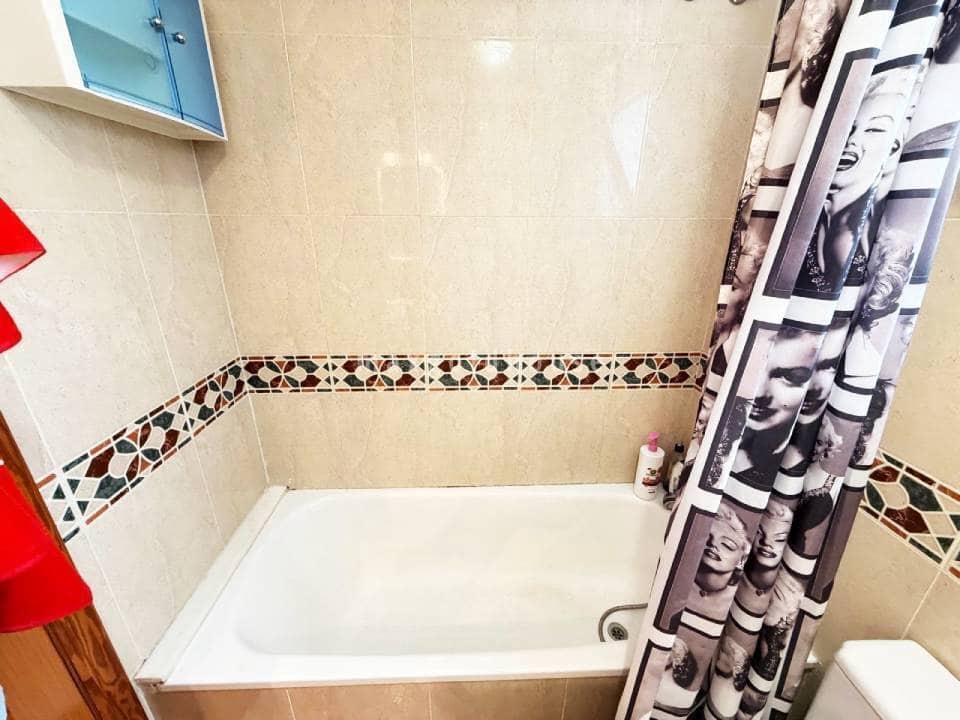 2 Zimmer Apartment zu verkaufen in Torrevieja - 179.000 € (Ref: 9986203)