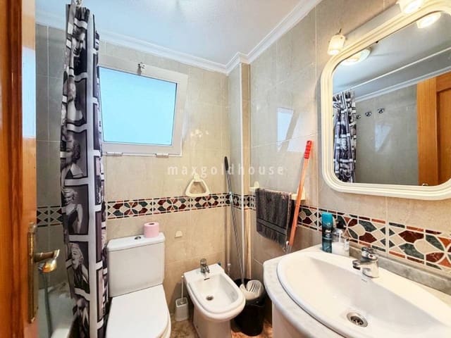2 Zimmer Apartment zu verkaufen in Torrevieja - 179.000 € (Ref: 9986203)