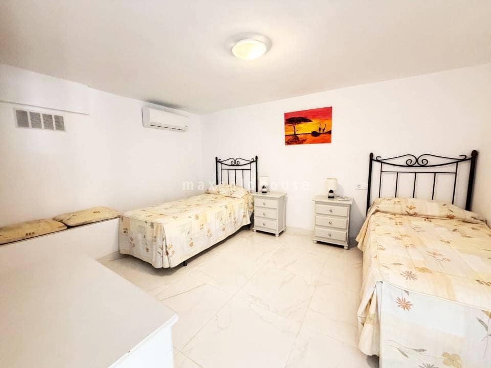 5 chambre Villa/Maison à vendre à Ciudad Quesada avec piscine - 749 900 € (Ref: 9986215)