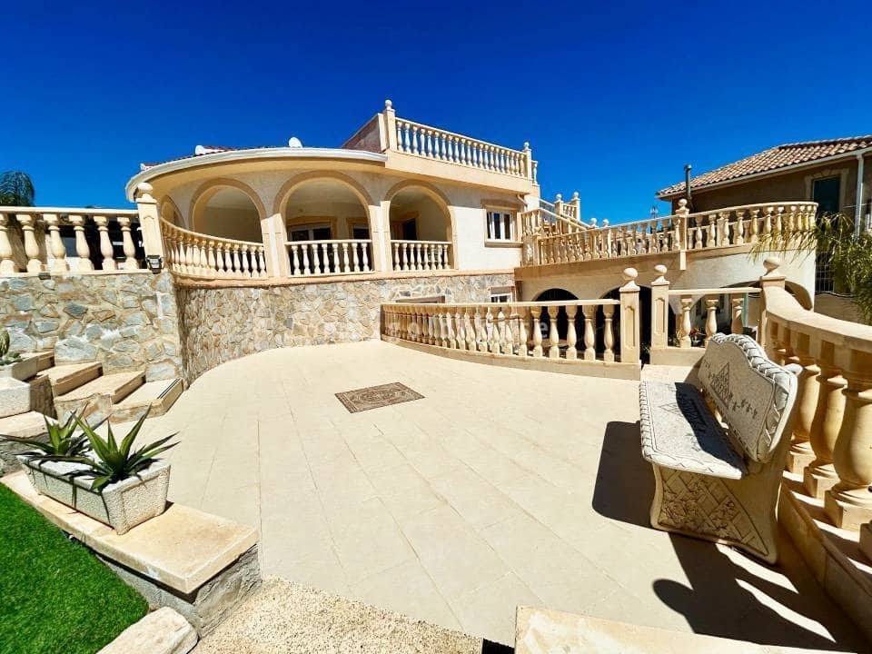 5 chambre Villa/Maison à vendre à Ciudad Quesada avec piscine - 749 900 € (Ref: 9986215)