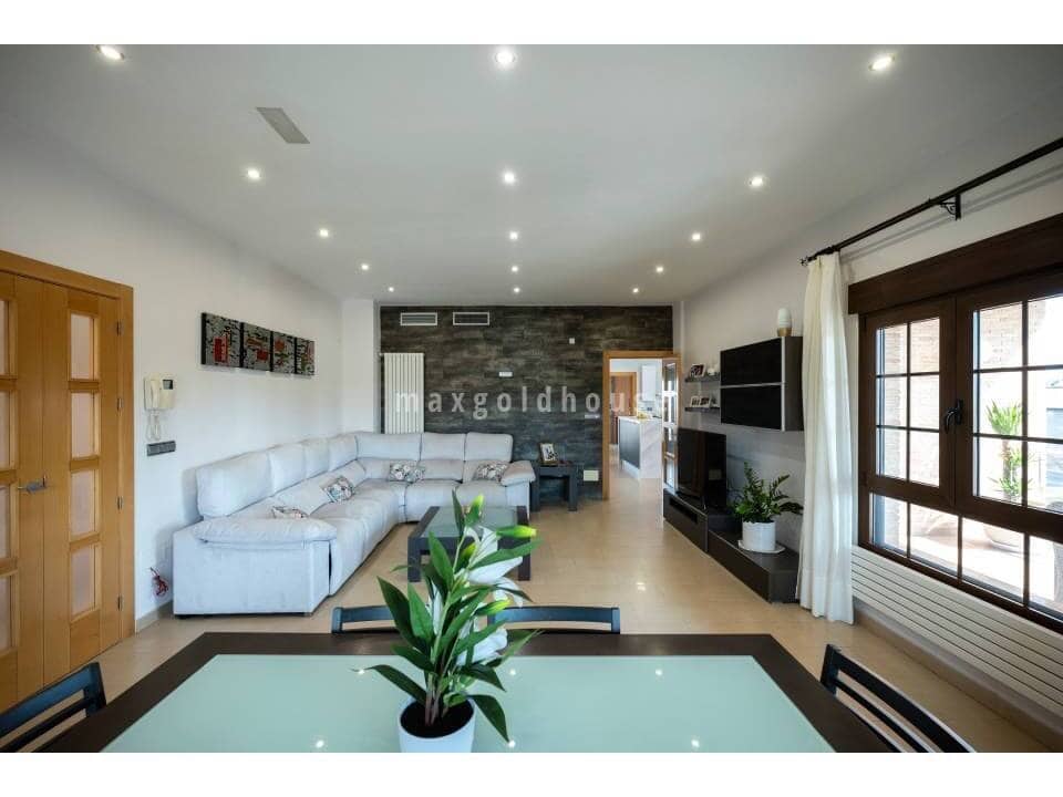 4 soveværelse Villa til salg i Avileses med swimmingpool - € 1.350.000 (Ref: 9990033)