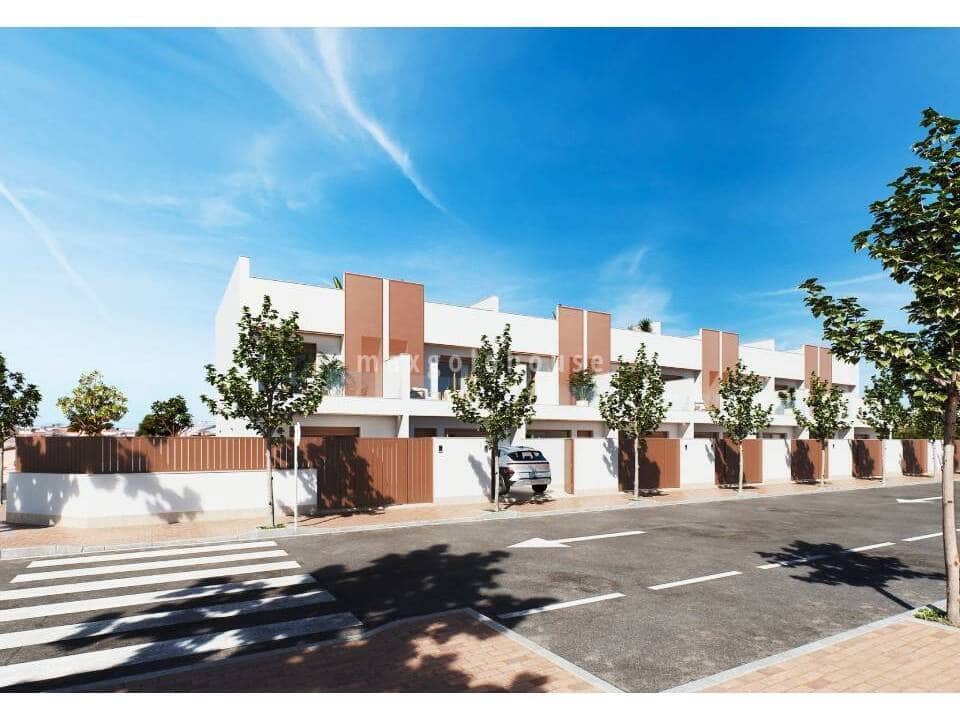 Casa de 3 habitaciones en San Pedro del Pinatar en venta con piscina - 379.000 € (Ref: 9993601)