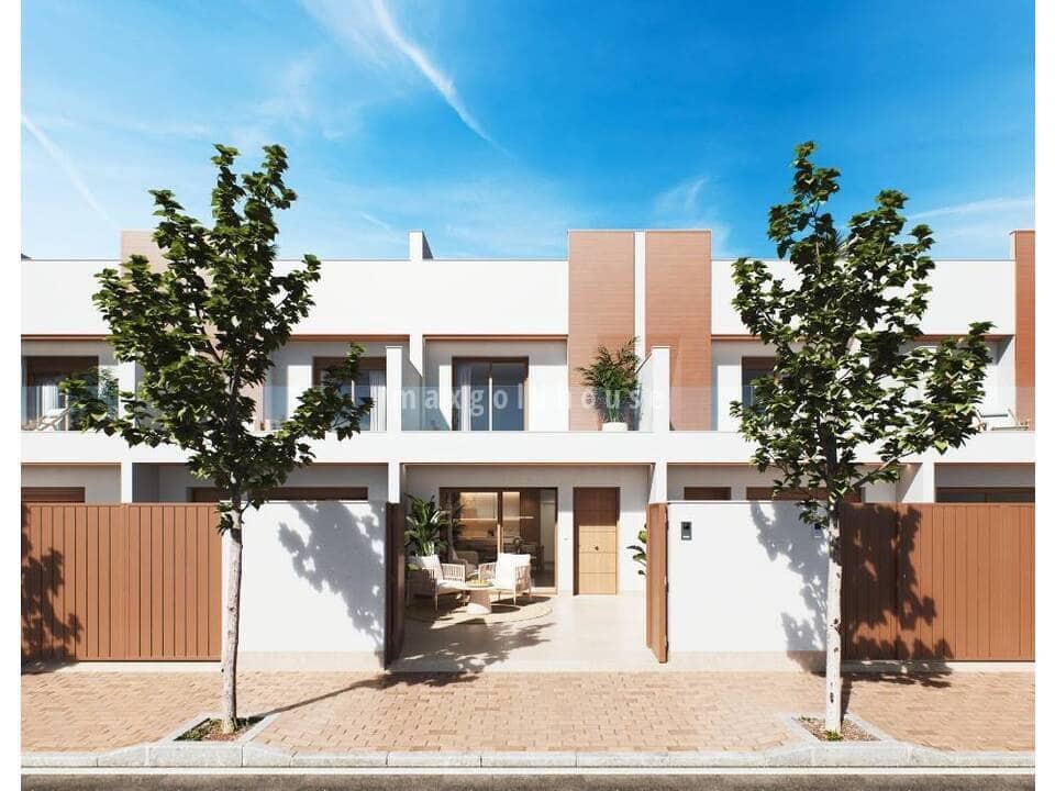 Casa de 3 habitaciones en San Pedro del Pinatar en venta con piscina - 379.000 € (Ref: 9993601)